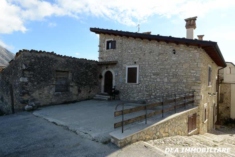 Santa-Iona-casa-indipendente-in-vendita-vista-della-casa