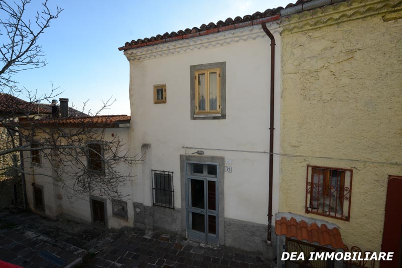 san-potito-ovindoli-casa-indipendente