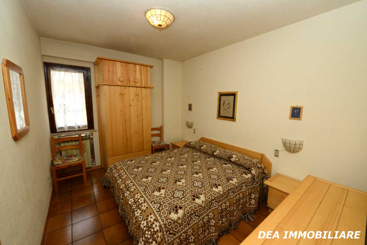 Camera matrimoniale appartamento in via Chiuchiarelli