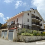 Ovindoli via Arano ricerca box auto