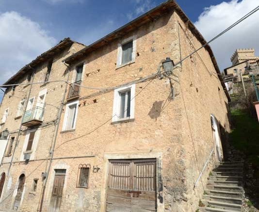 via-mastro-giulio-celano