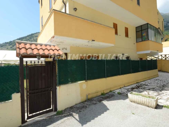 rocca-di-cambio-via-sicinito-appartamento-bilocale-in-vendita
