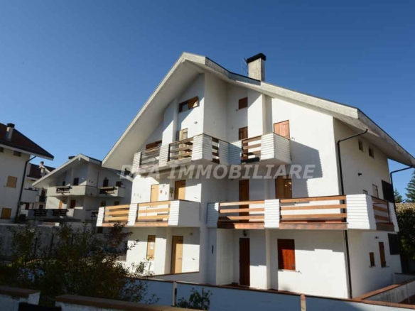 Ovindoli-appartamento-in-via-del-ceraso-condominio-bucaneve