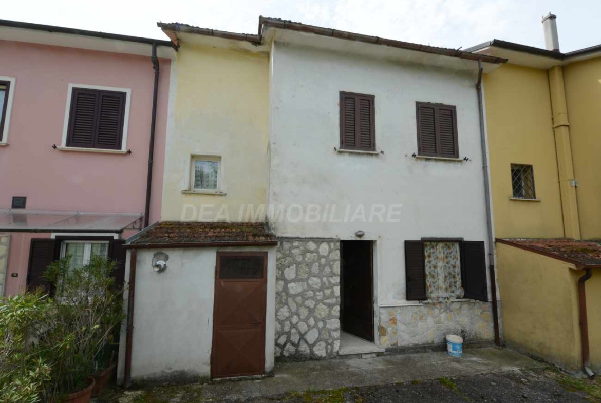 Casa indipendente Via Fonticella Cerchio