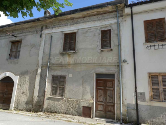 casa-indipendente-in-via-milanetti-rovere-di-rocca-di-mezzo