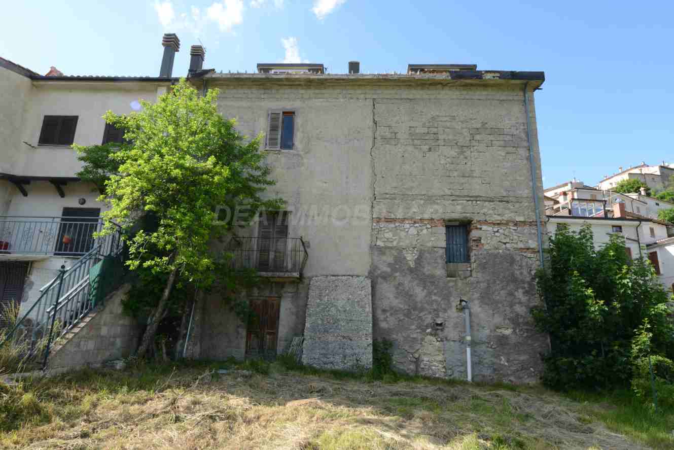 milanetti-esterno-sud Rovere casa indipendente con giardino