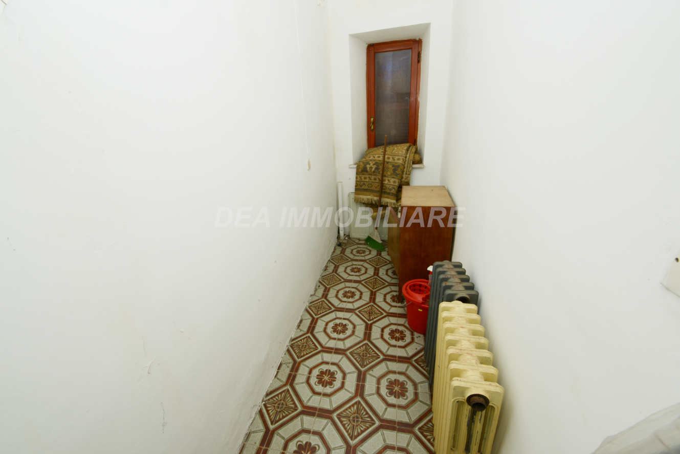 milanetti-ripostiglio Rovere casa indipendente con giardino